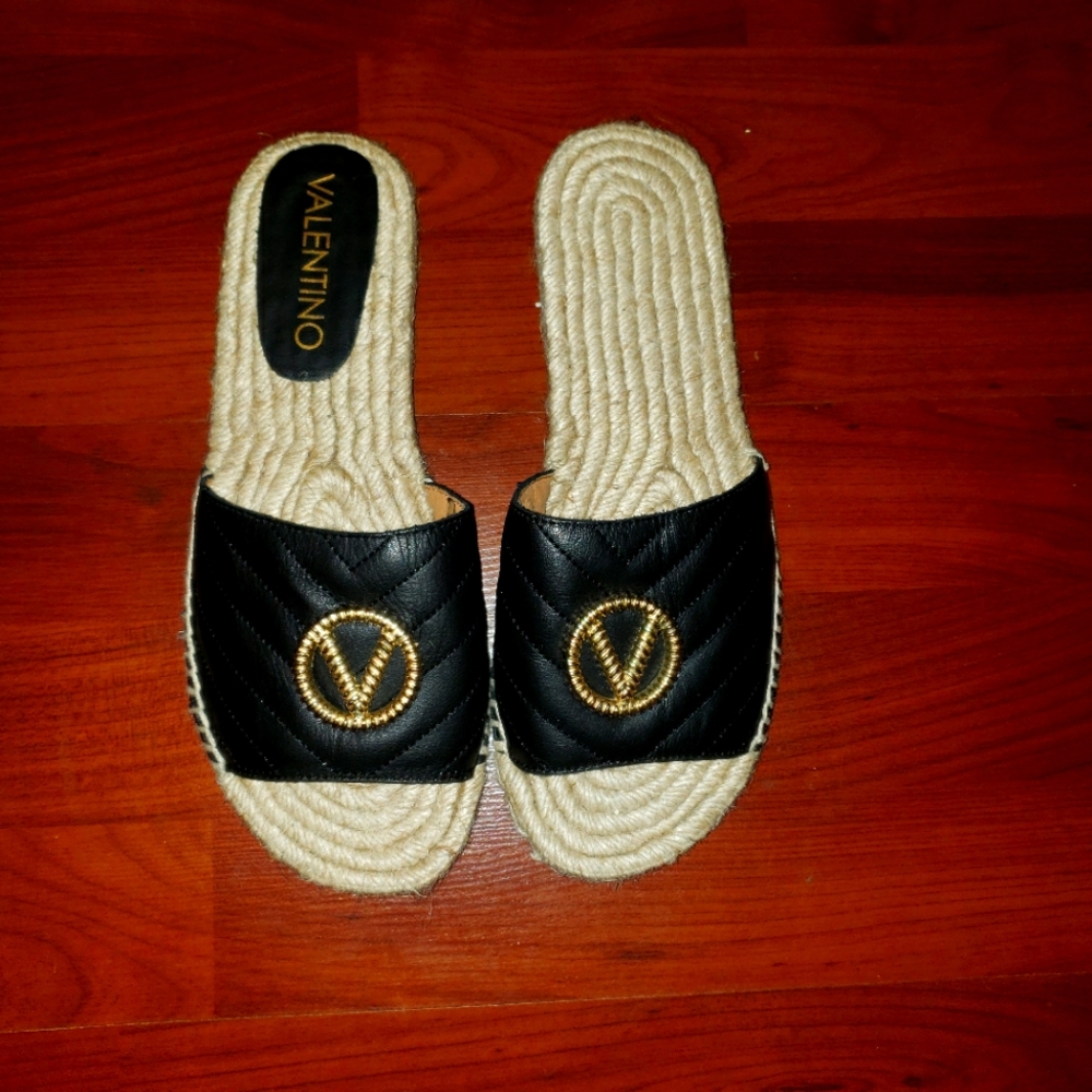 Valentino Slides